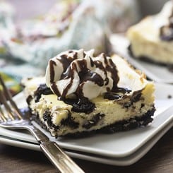 Cookies and Cream Cheesecake Recipe | Buns In My Oven