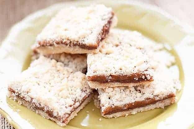 Five Nutella crumb bars on a plate 