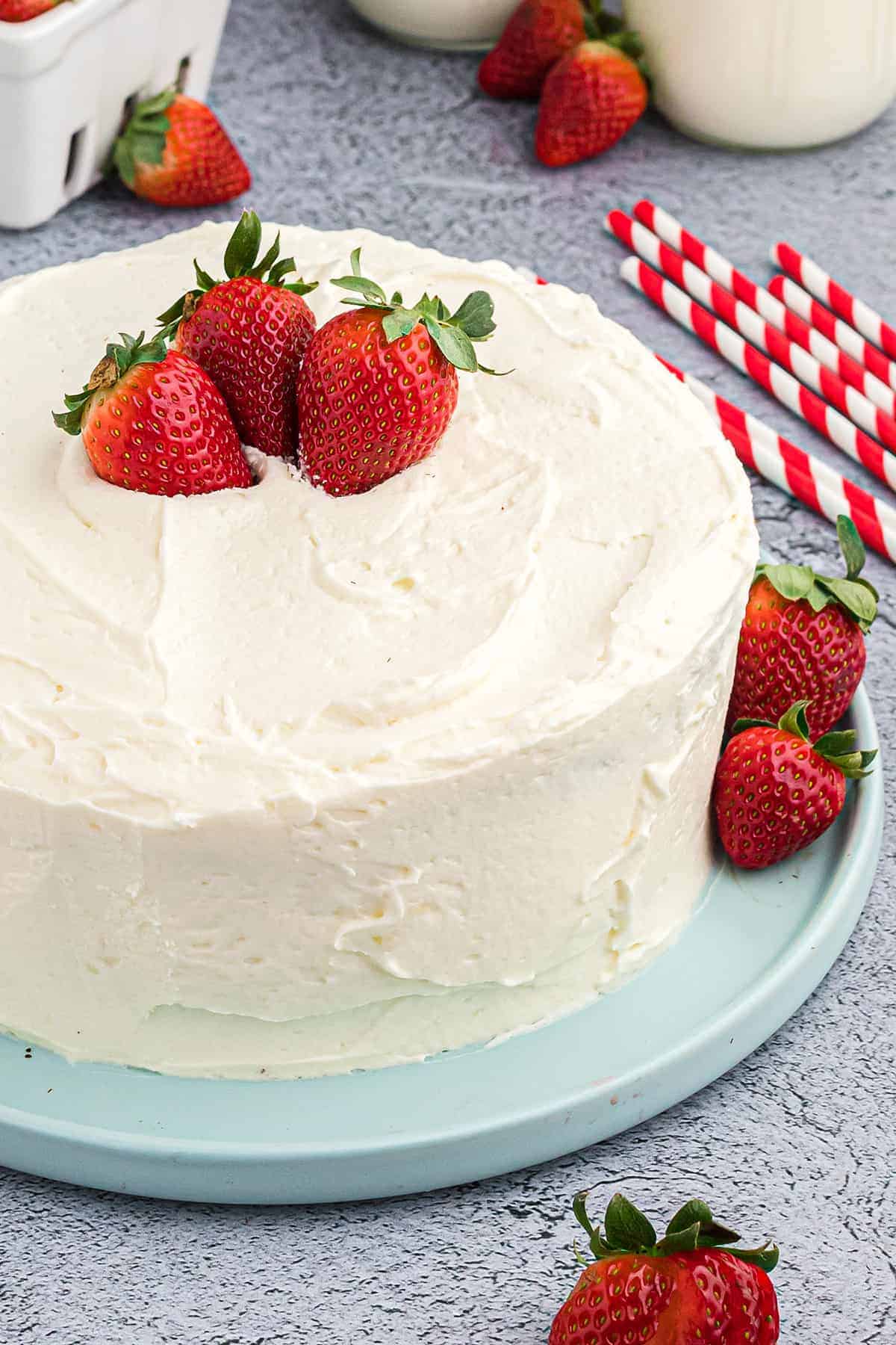 Whipped Cream Frosting Recipe - How to Make Whipped Cake Icing