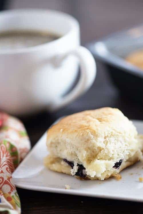 7 Up Biscuits - one of the easiest and fluffiest biscuit recipes ever!