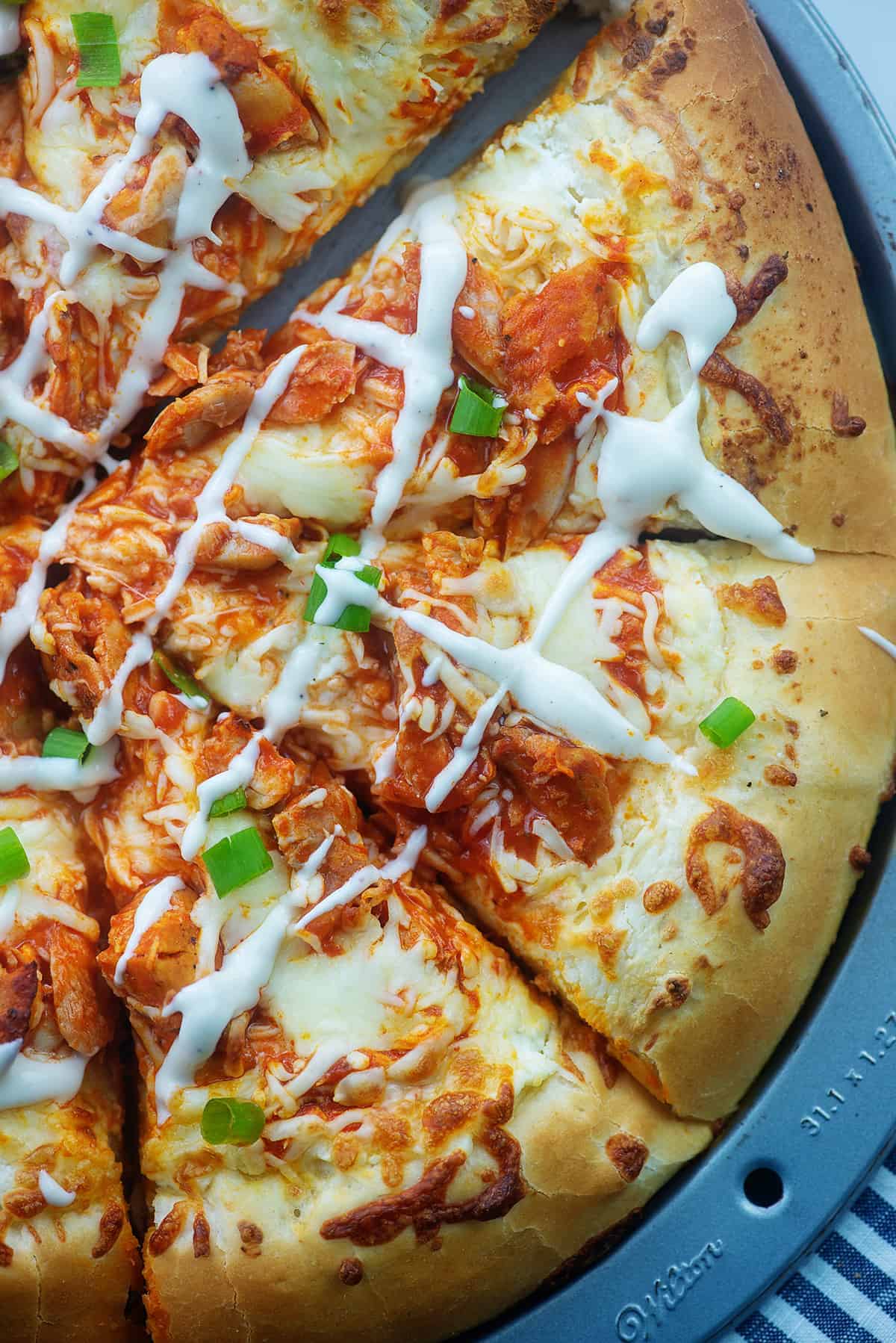 The Best Buffalo Chicken Pizza Recipe! | BunsInMyOven.com