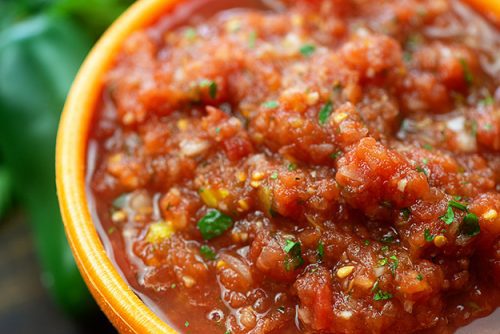 Easy Restaurant Style Salsa Recipe | Buns In My Oven