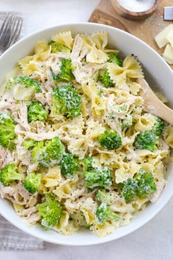 Chicken Broccoli Pasta - a quick stovetop casserole! | Buns In My Oven