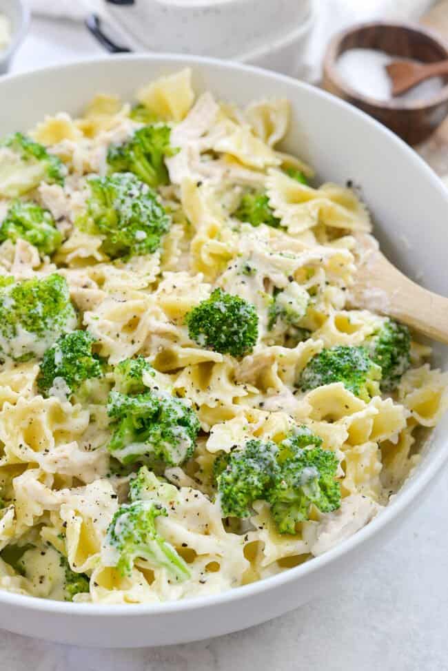 Chicken Broccoli Pasta - a quick stovetop casserole! | Buns In My Oven