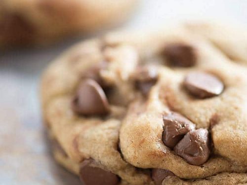 https://www.bunsinmyoven.com/wp-content/uploads/2016/04/the-best-chocolate-chip-cookie-recipe-500x375.jpg