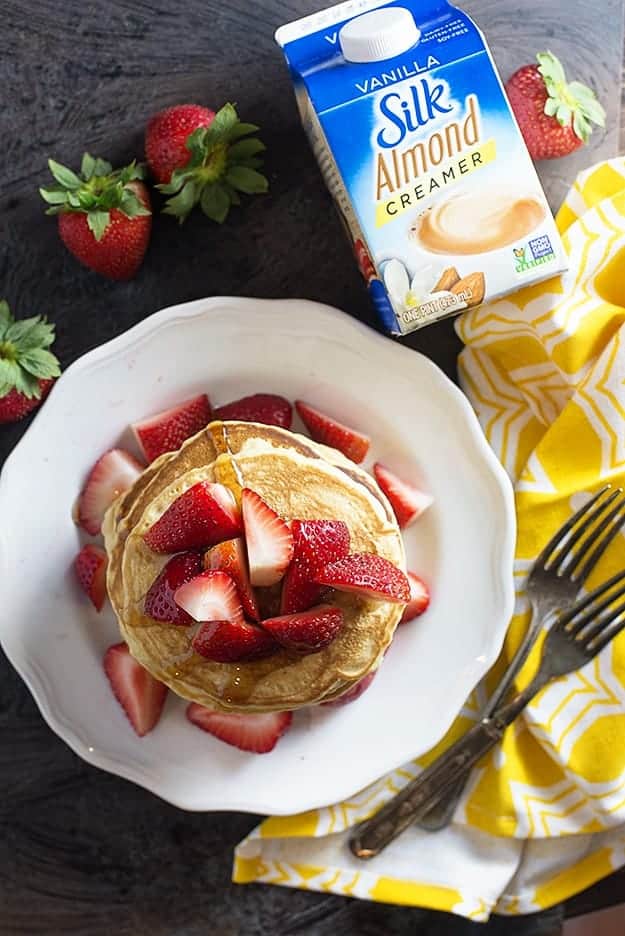 Strawberry Vanilla Pancakes — Buns In My Oven