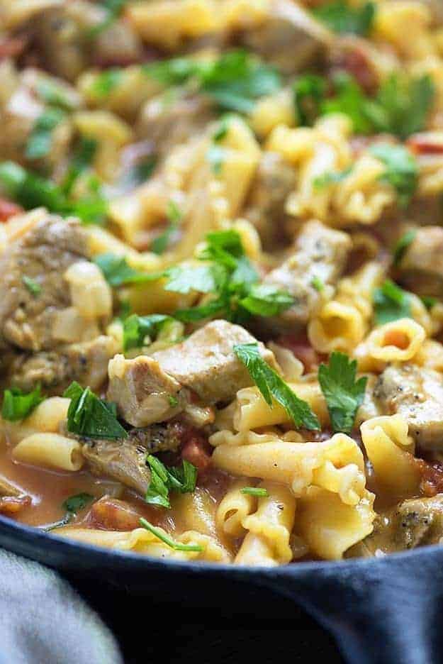 https://www.bunsinmyoven.com/wp-content/uploads/2016/11/one-dish-pasta-recipe.jpg
