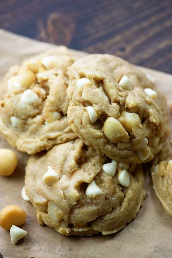 White Chocolate Macadamia Nut Cookies — Buns In My Oven