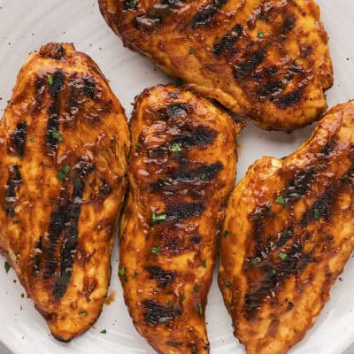 Barbecue chicken on plate.