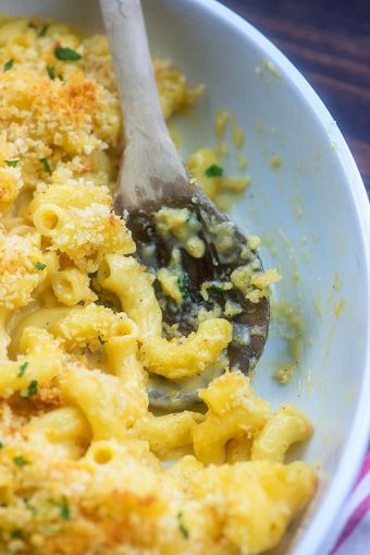 The CREAMIEST And CHEESIEST Baked Mac And Cheese!