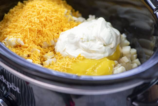 Cheesy Hashbrown Casserole in the Slow Cooker! | Buns In My oven