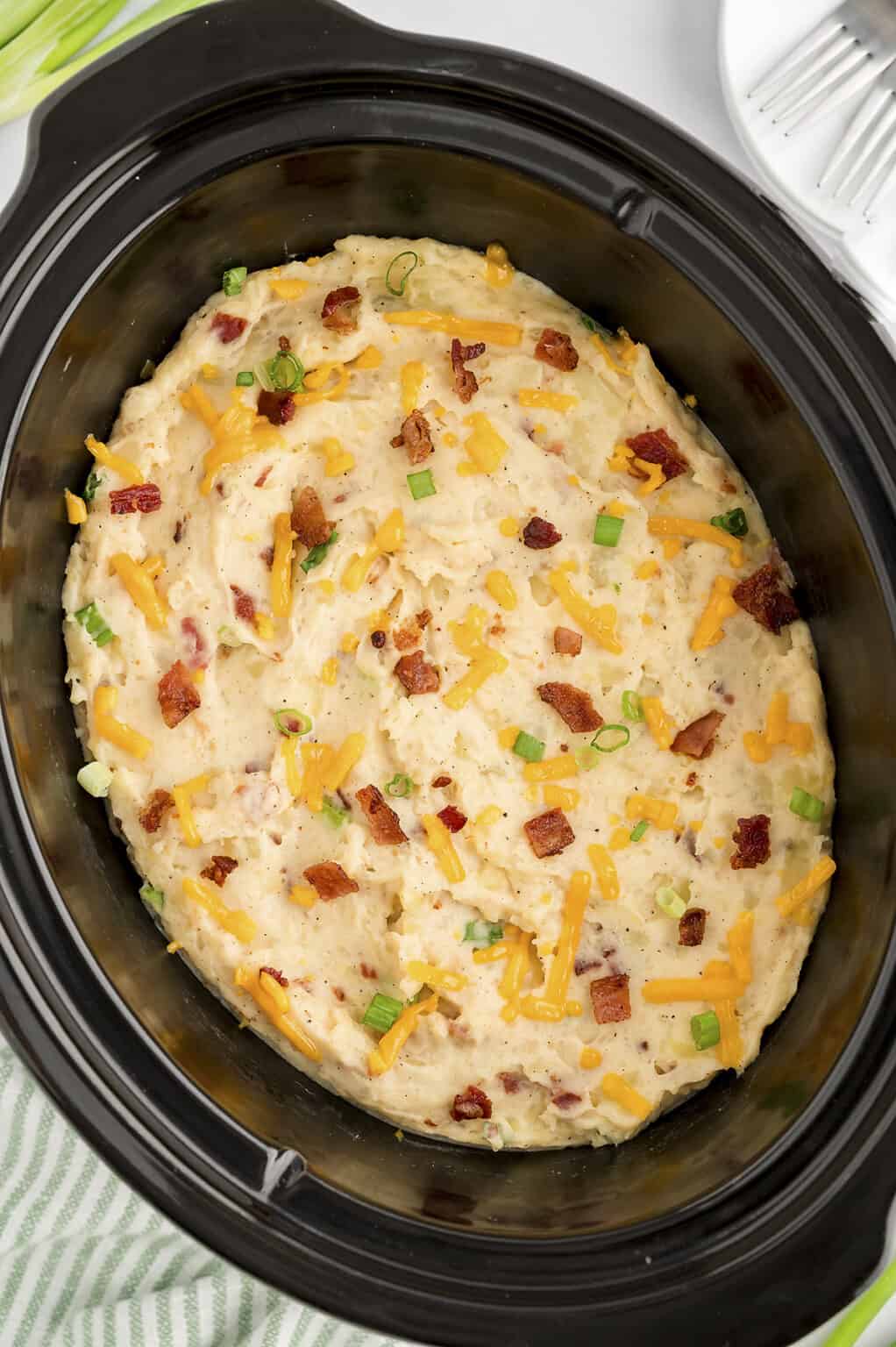 Crockpot Loaded Mashed Potatoes | Buns In My Oven