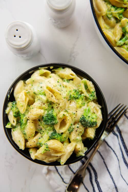 Broccoli Mac and Cheese | Buns In My Oven
