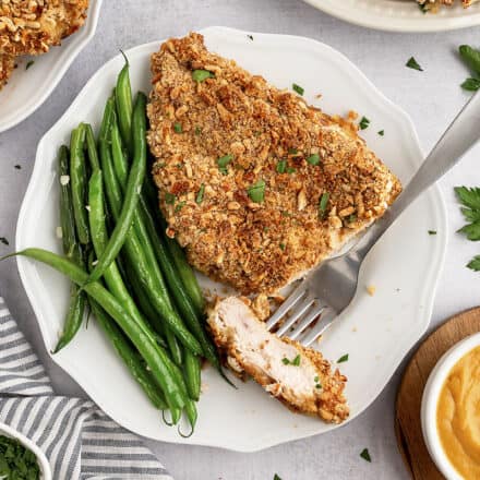 Pretzel Crusted Chicken | Buns In My Oven