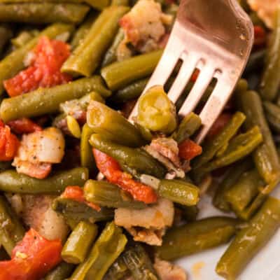 Green beans on plate with fork.